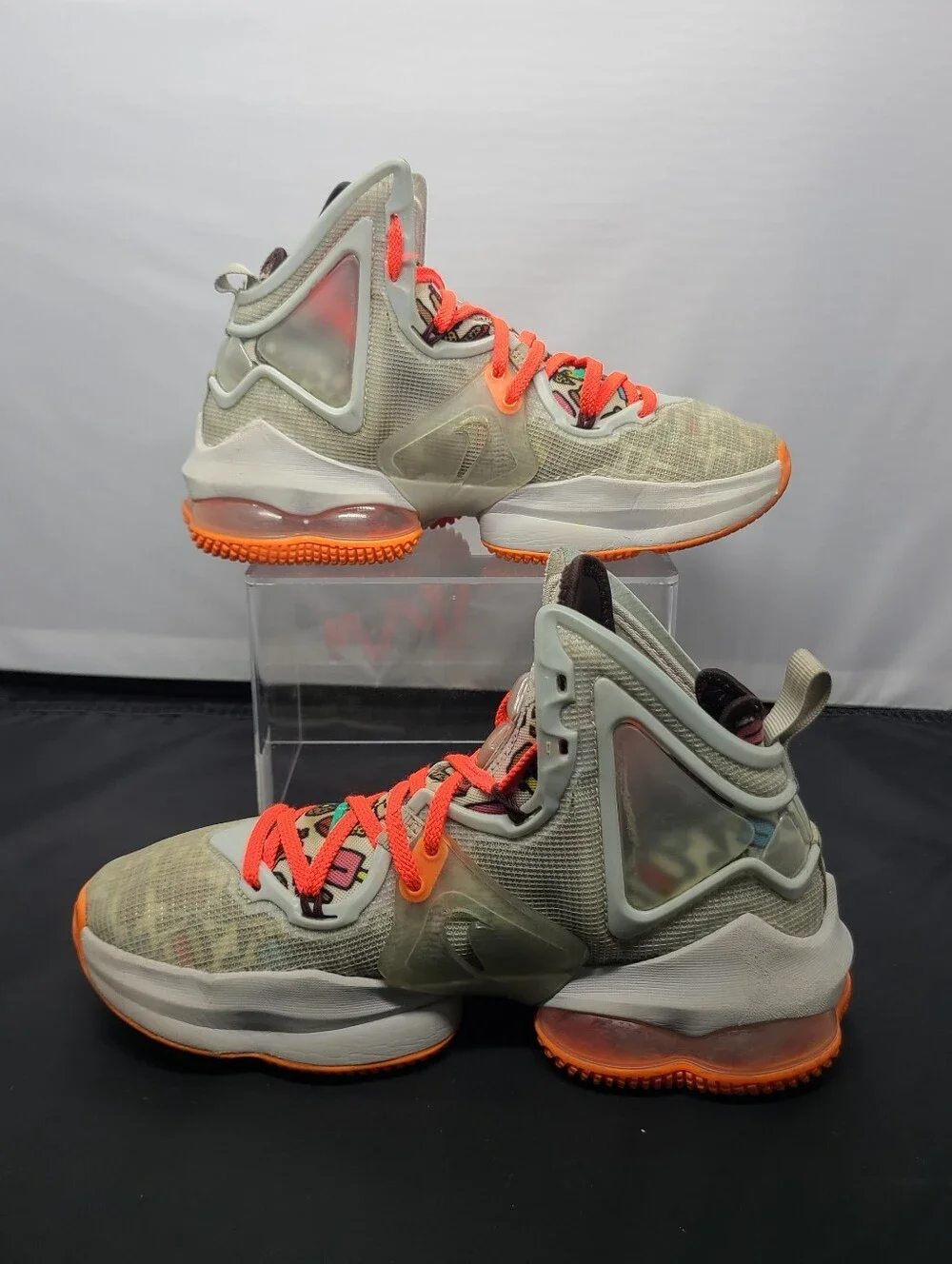 Nike LeBron 19 DD0418-001 Gray Orange Basketball Shoes Sneakers kids Size 5Y